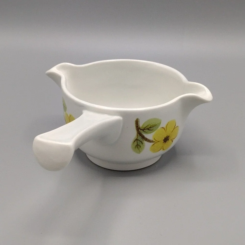 VTG 1973 Lambeth Stoneware Royal Doulton Summer Days Gravy Boat Stick Handle